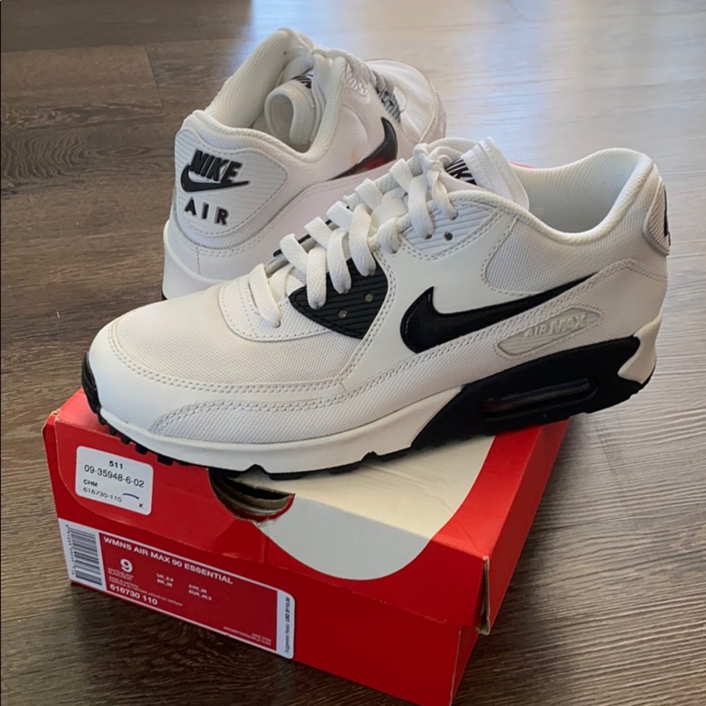 Women’s Air Max 90 Essential